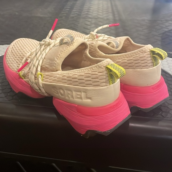 Sorel sneakers - Picture 3 of 3